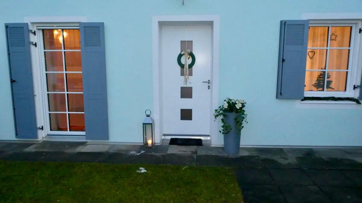 Cozy Apartment Steyr Mitte, Ruhig, Parkplatz, Terasse, 2 Schlafzimmer, Wlan エクステリア 写真